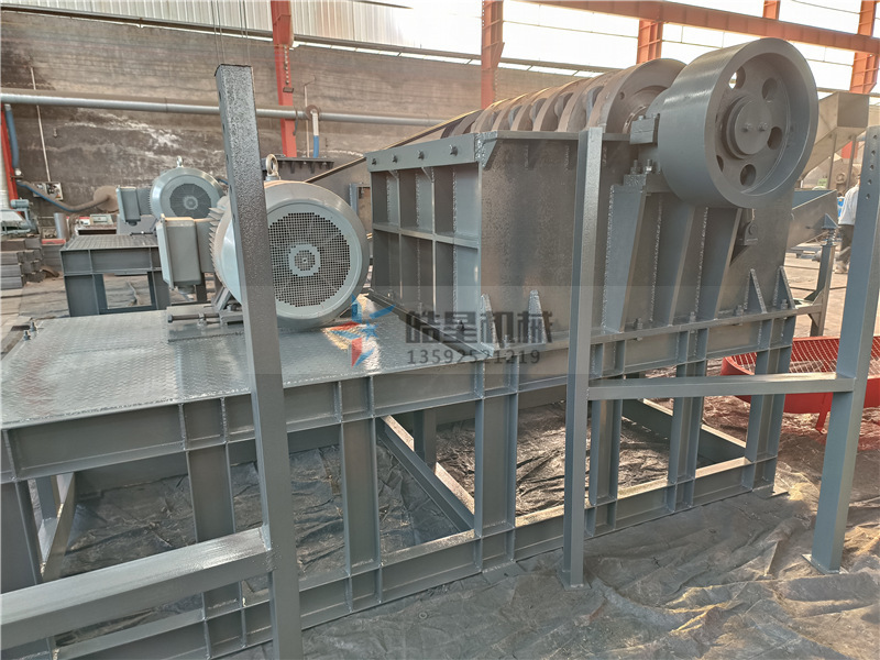 1600型廢鋁粉碎機金屬粉碎機廠家設備實拍